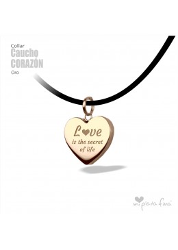 Collar CORAZÓN caucho 3D